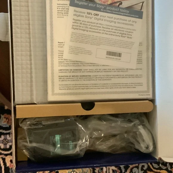 Digital 10” Photo Frame - Sony - Picture 9 of 9